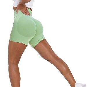 UNTHEWE Workout shorts